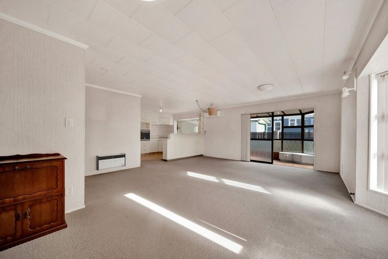 Photo of property in 38a Collins Street, Hawera, 4610