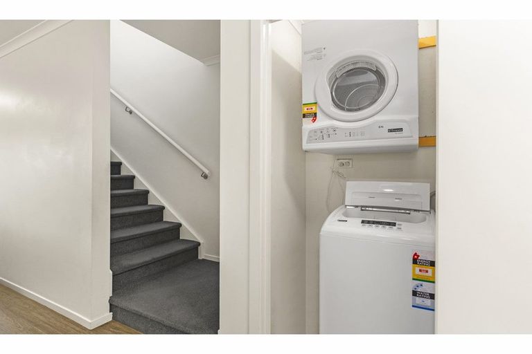 Photo of property in 11 Chiefs Court, Hamilton East, Hamilton, 3216