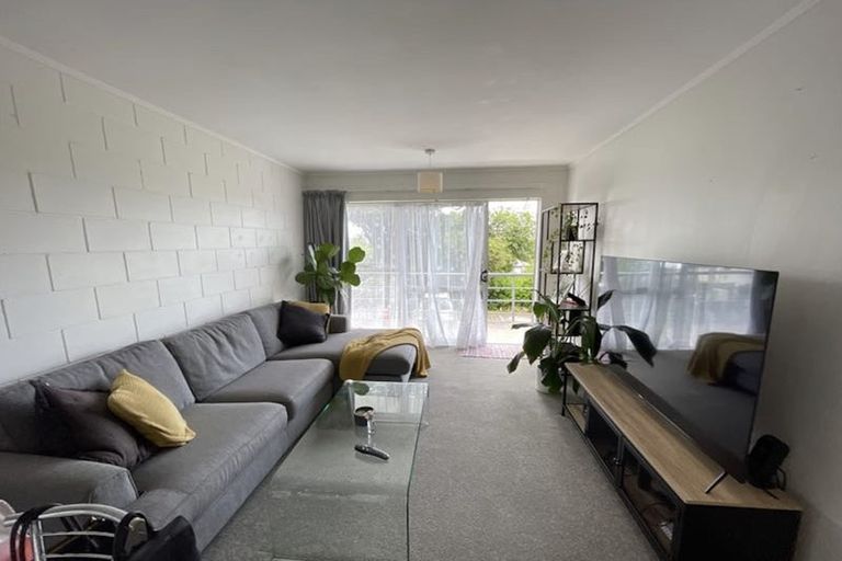 Photo of property in 9/19a Verbena Road, Birkdale, Auckland, 0626