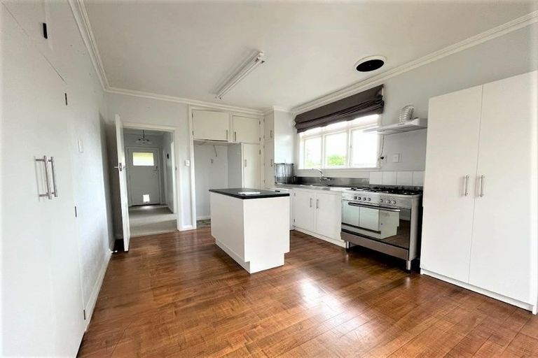 Photo of property in 28 Raglan Street, Lansdowne, Masterton, 5810