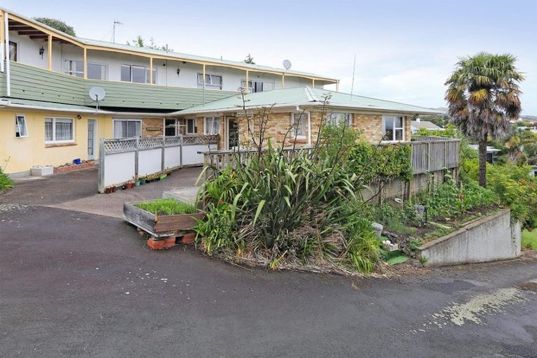 Photo of property in 57a Joll Road, Havelock North, 4130