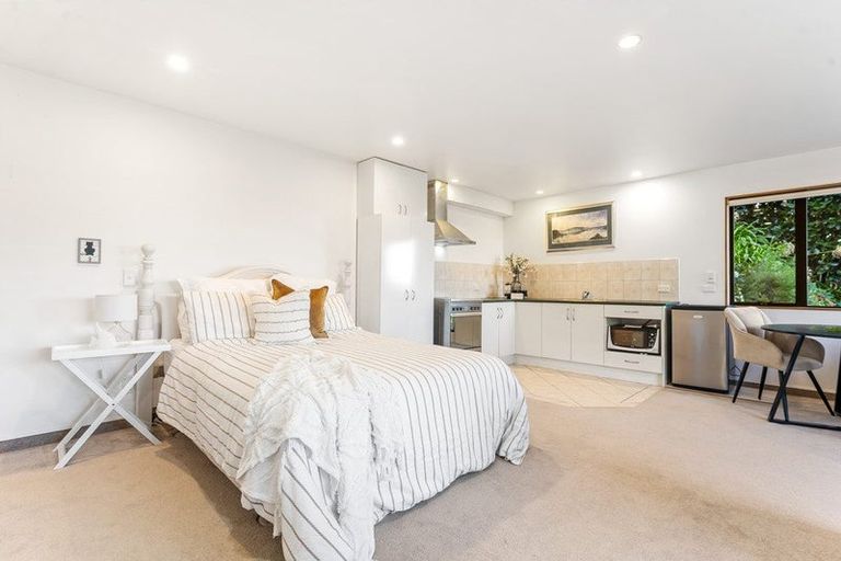 Photo of property in 12 Sunburst Avenue, Snells Beach, 0920