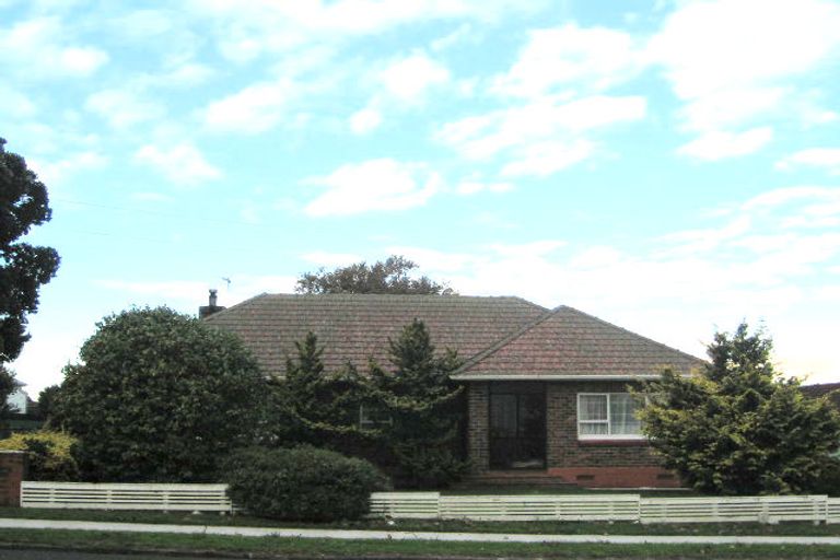 Photo of property in 42 Wallace Road, Papatoetoe, Auckland, 2025