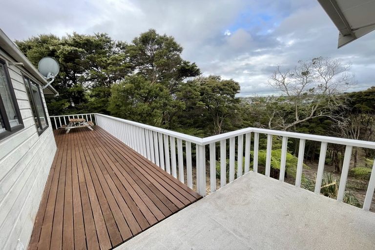 Photo of property in 145 Colwill Road, Massey, Auckland, 0614
