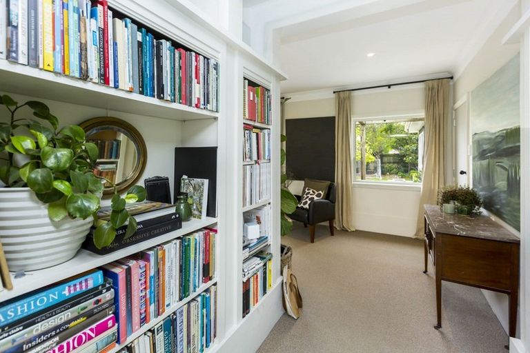 Photo of property in 292 Fergusson Drive, Heretaunga, Upper Hutt, 5018