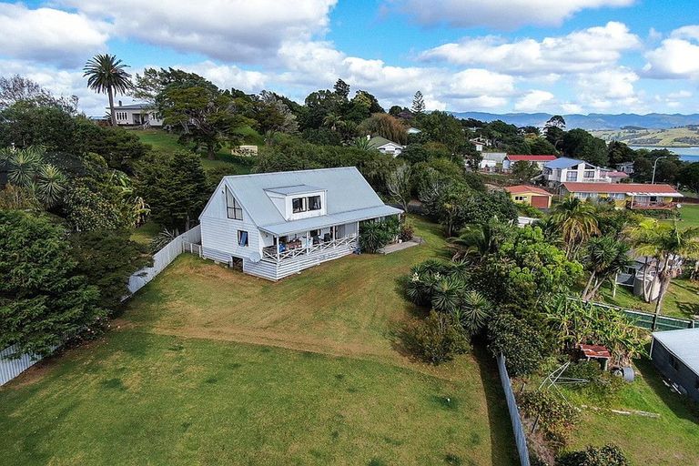 Photo of property in 4 Mcdonell Street, Rawene, Kaikohe, 0473