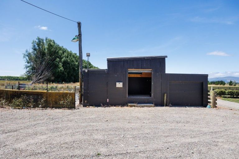 Photo of property in 269 Hoihere Road, Tiakitahuna, Palmerston North, 4477