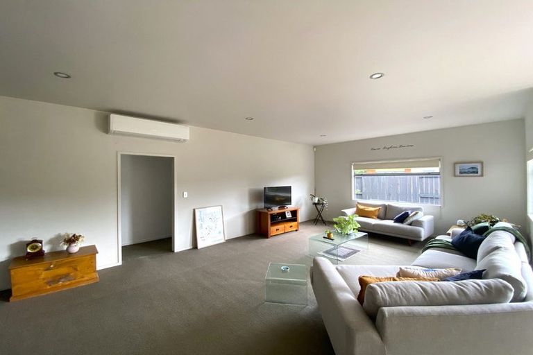 Photo of property in 24 Malbec Place, Rototuna, Hamilton, 3210