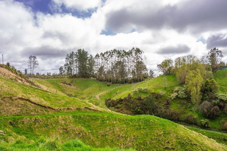 Photo of property in 2171 Parikanapa Road, Tiniroto, Manutuke, 4078