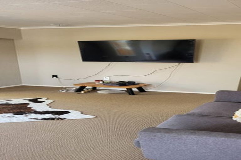 Photo of property in 147 Govett Avenue, Frankleigh Park, New Plymouth, 4310