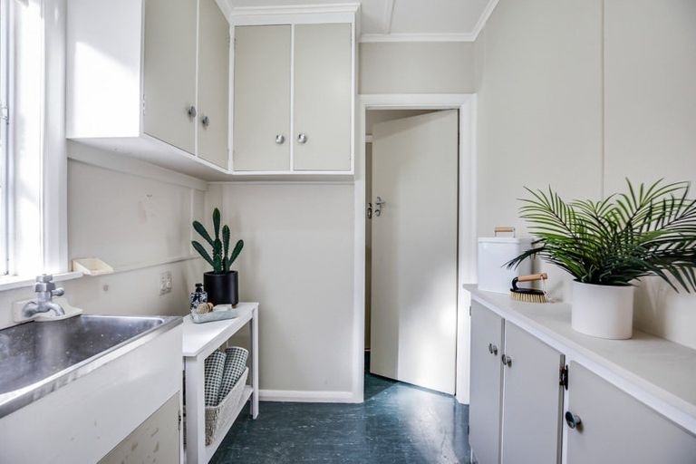 Photo of property in 216 Fox Street, Hamilton East, Hamilton, 3216