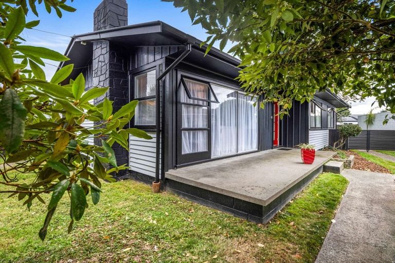 Photo of property in 64 Garden Heights Avenue, Glenview, Hamilton, 3206