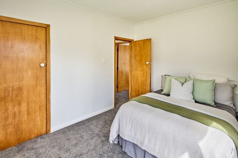 Photo of property in 35 Allen Terrace, Tawa, Wellington, 5028