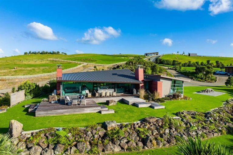 Photo of property in 37 Ginty Way, Waipu, 0582
