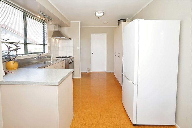 Photo of property in 43 Baverstock Road, Nawton, Hamilton, 3200