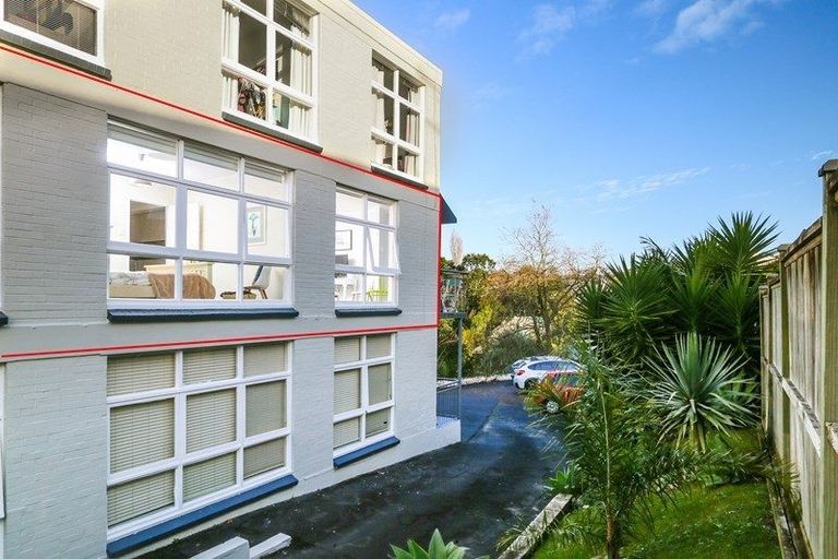Photo of property in 2/27 Piccadilly Place, Kohimarama, Auckland, 1071