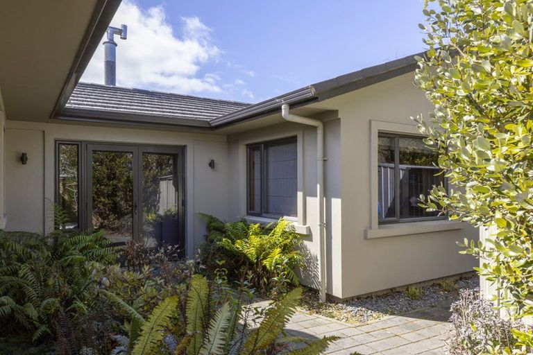 Photo of property in 27 Ventoux Way, Nukuhau, Taupo, 3330