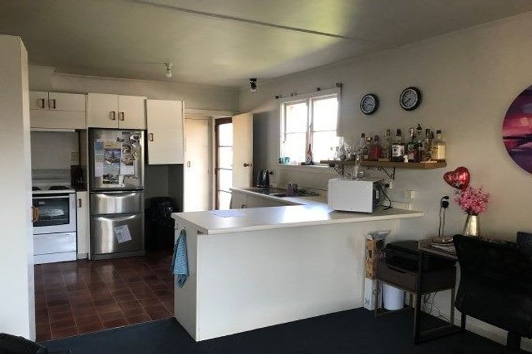 Photo of property in 11 Reynolds Avenue, Bishopdale, Christchurch, 8053