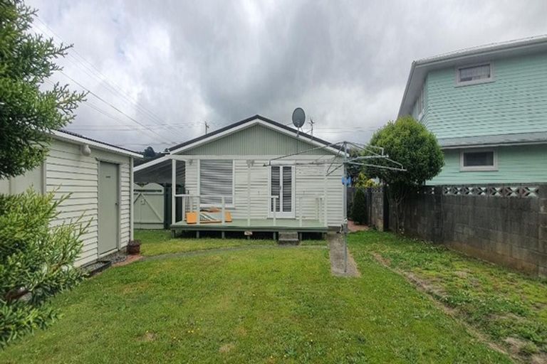 Photo of property in 184 Taita Drive, Avalon, Lower Hutt, 5011