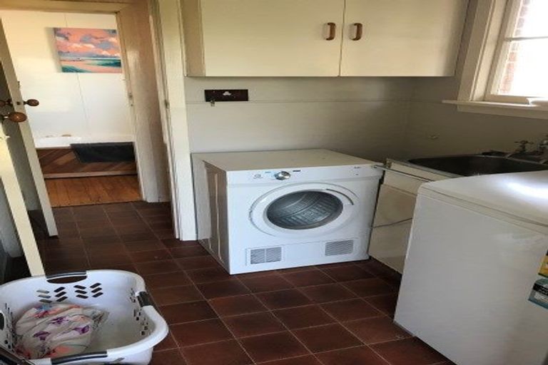 Photo of property in 11 Reynolds Avenue, Bishopdale, Christchurch, 8053