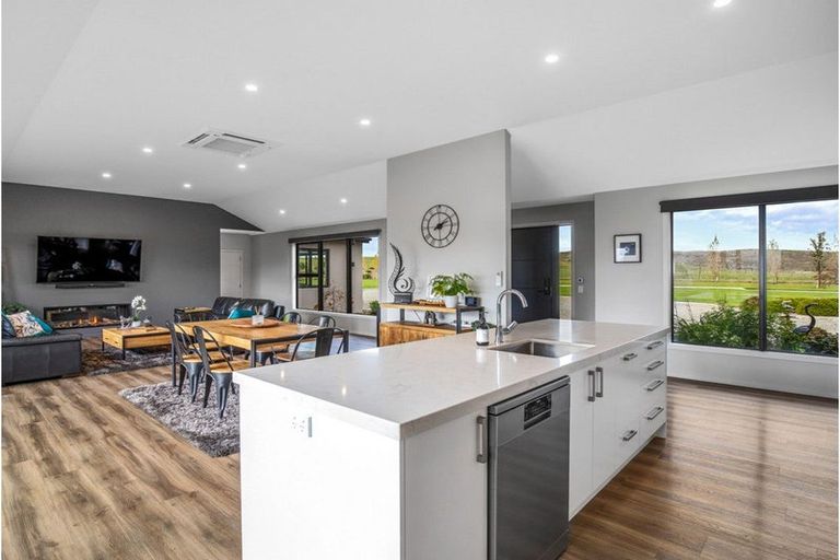 Photo of property in 2864 Lauder-omakau Road, Lauder, Omakau, 9377