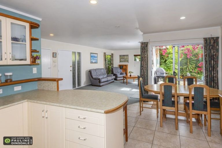 Photo of property in 42 Fairway Drive, Te Kamo, Whangarei, 0112