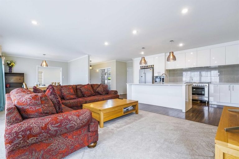 Photo of property in 35 Purser Crescent, Flagstaff, Hamilton, 3210