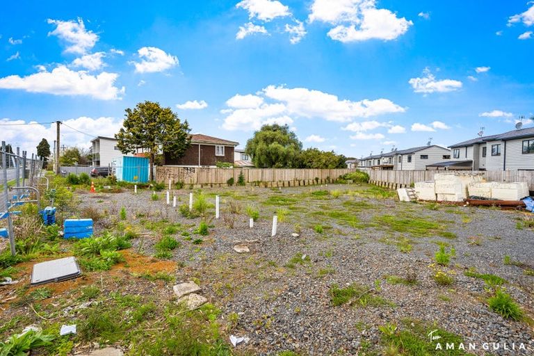 Photo of property in 34 West Coast Road, Glen Eden, Auckland, 0602