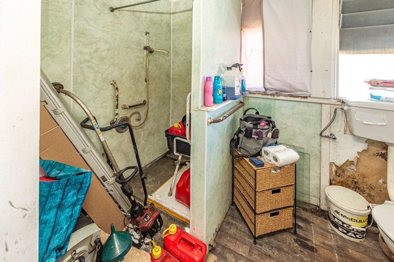 Photo of property in 23 Raupo Street, Castlecliff, Whanganui, 4501