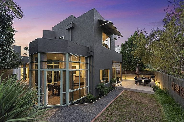 Photo of property in 19 Rostrevor Street, Hamilton Central, Hamilton, 3204