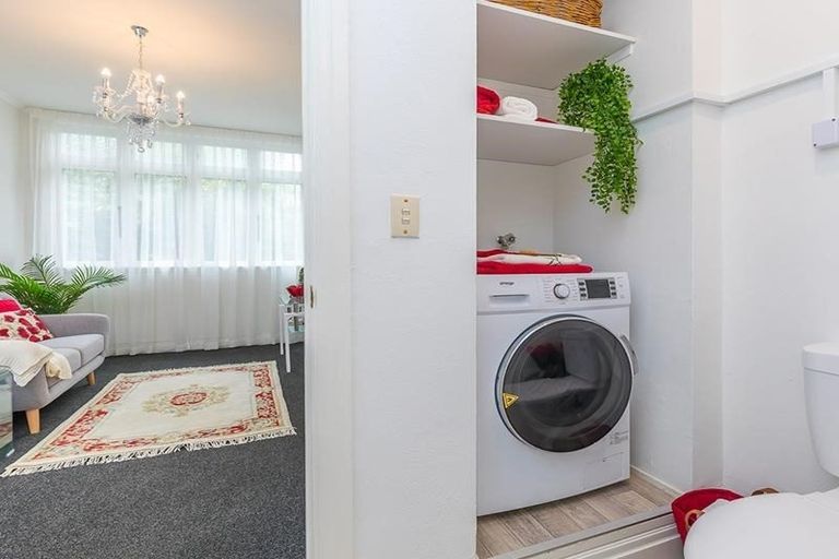 Photo of property in 38a Symonds Street, Onehunga, Auckland, 1061