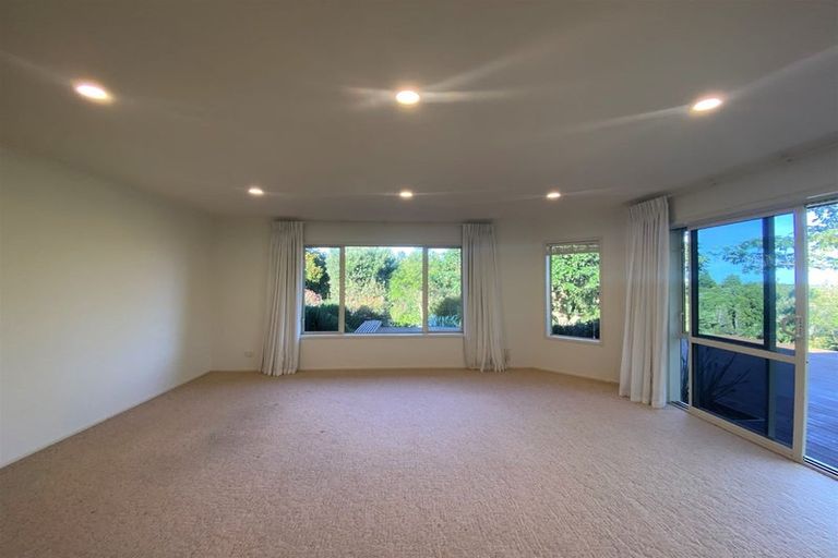 Photo of property in 58 Shelter Grove, Frankleigh Park, New Plymouth, 4310