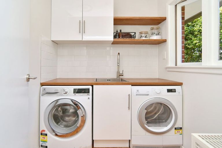 Photo of property in 29 Palmside Street, Somerfield, Christchurch, 8024