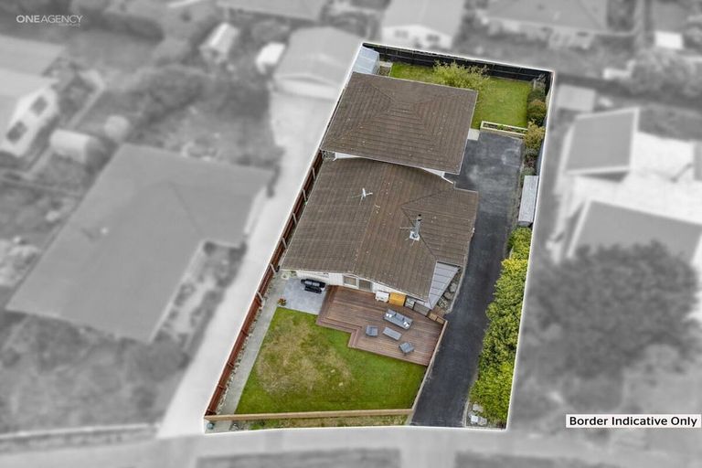 Photo of property in 15 Chilton Drive, Mairehau, Christchurch, 8052