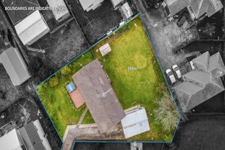 Photo of property in 32 Gambare Place, Wattle Downs, Auckland, 2103