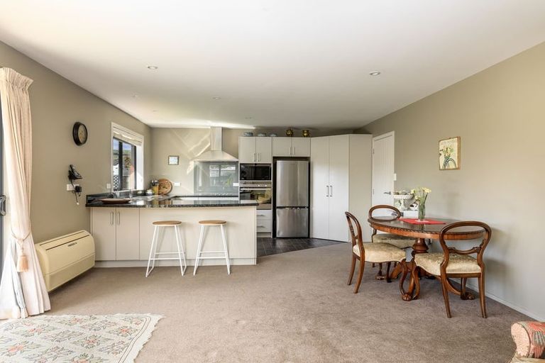 Photo of property in 14b Scotland Street, Roxburgh, 9500