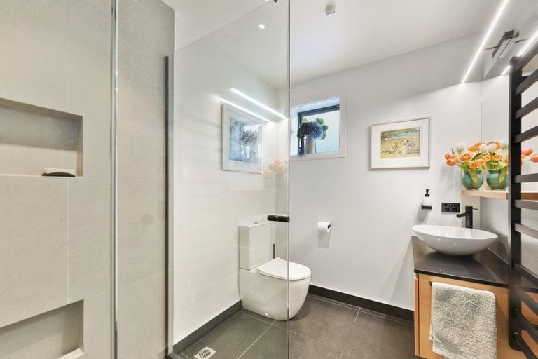 Photo of property in 1/371 Wakefield Quay, Stepneyville, Nelson, 7010