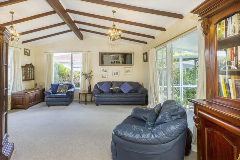 Photo of property in 88 Pasadena Crescent, Totara Park, Upper Hutt, 5018