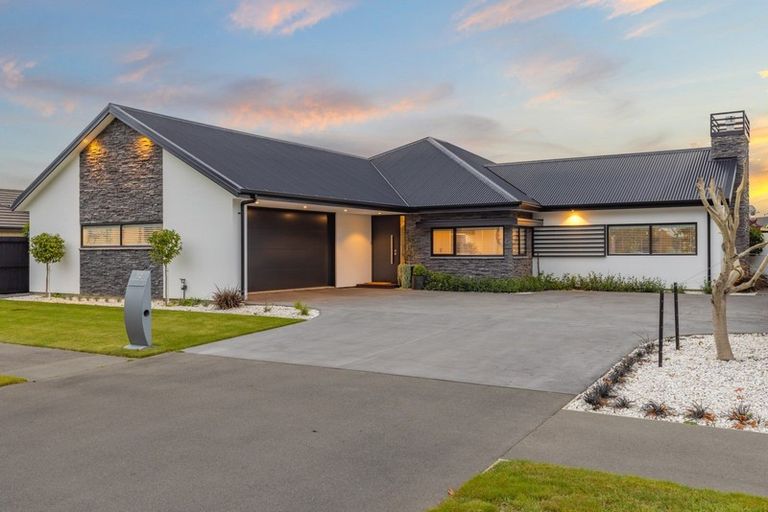 Photo of property in 12 Kohunga Crescent, Bottle Lake, Christchurch, 8083