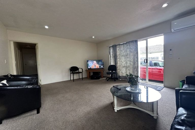 Photo of property in 33a Garvins Road, Hornby, Christchurch, 8042