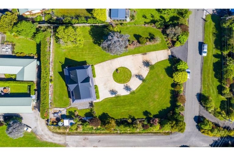 Photo of property in 2 Kamura Road, Karitane, Waikouaiti, 9471