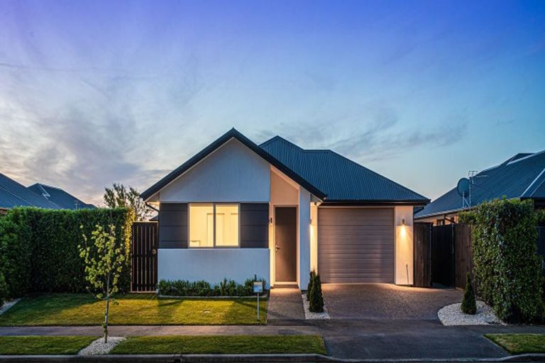 Photo of property in 4 Tongariro Street, Halswell, Christchurch, 8025