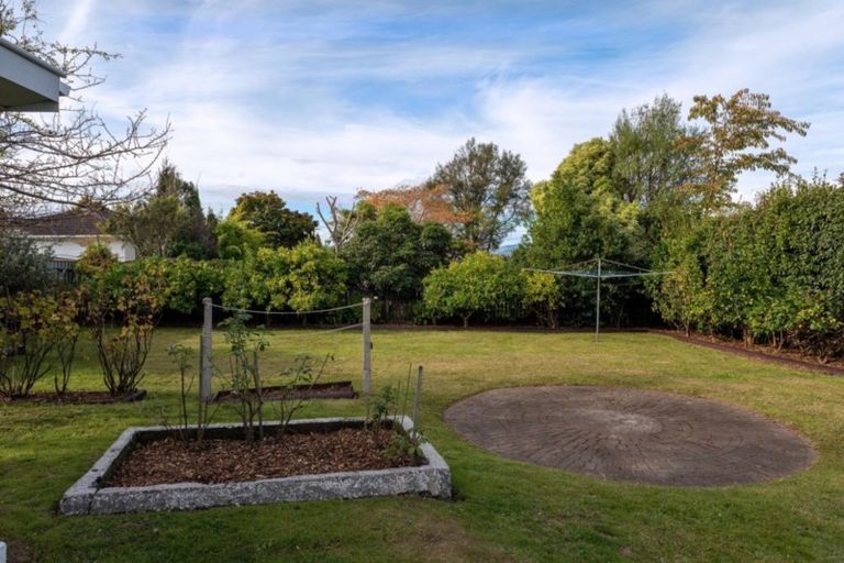Photo of property in 33 Roosevelt Road, Western Heights, Rotorua, 3015