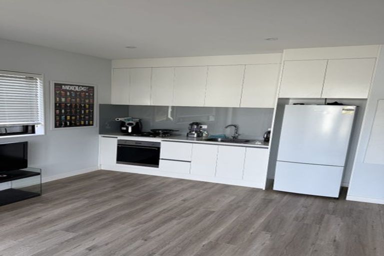 Photo of property in 24 Raymond Grace Avenue, Huapai, Kumeu, 0810