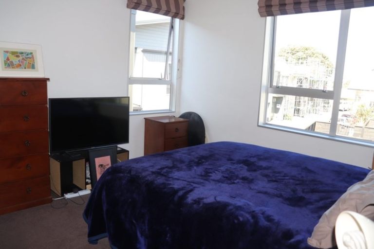 Photo of property in 7/3 Severn Street, Island Bay, Wellington, 6023