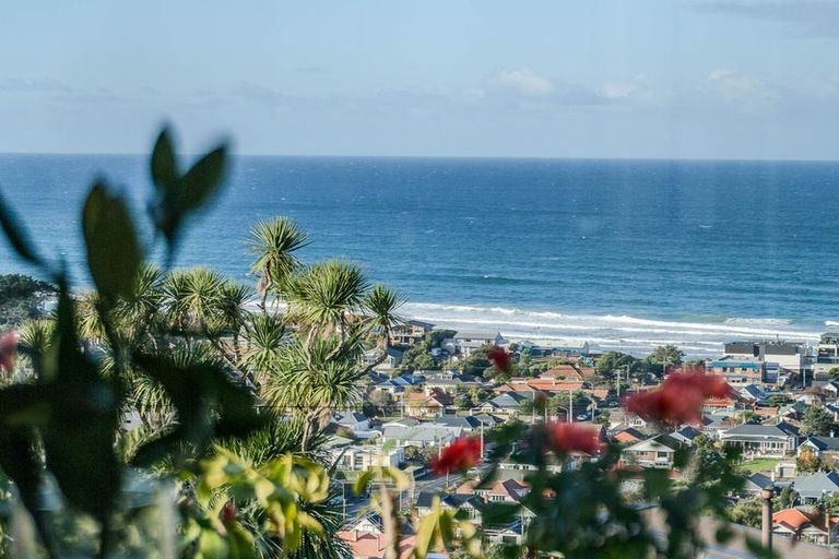 Photo of property in 14 Seaview Terrace, Kew, Dunedin, 9012