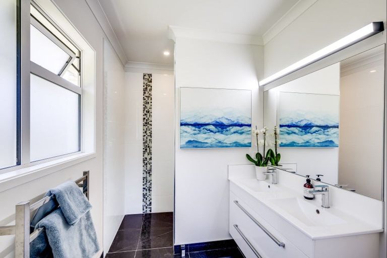 Photo of property in 11 Te Heipora Place, Havelock North, 4130