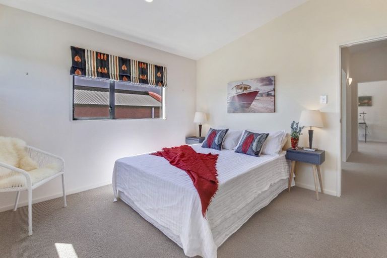 Photo of property in 28a James Cook Drive, Whitby, Porirua, 5024