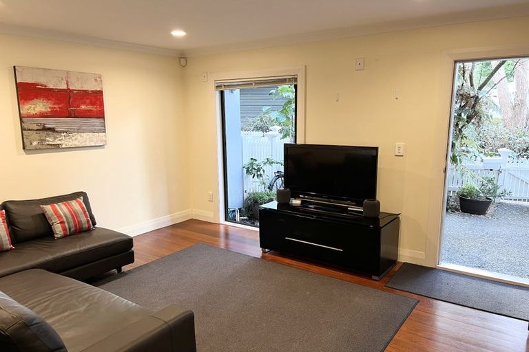 Photo of property in 11/43 Nairn Street, Mount Cook, Wellington, 6011