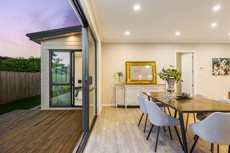 Photo of property in 15 Cutfield Lane, Kumeu, 0810